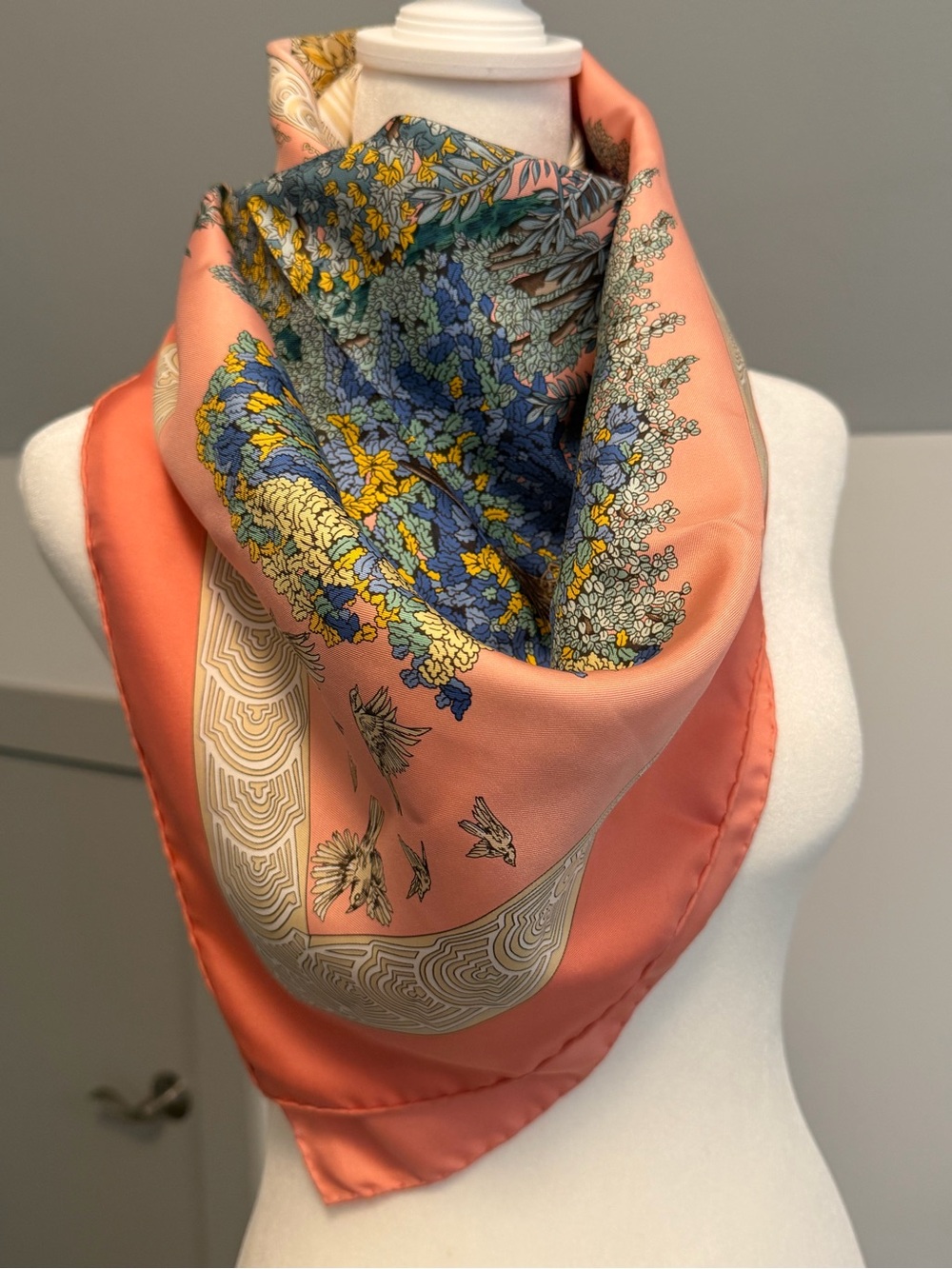 Vintage Hermes Légendes de l'Arbre Silk Scarf Twill 90 - Picture 3 of 11